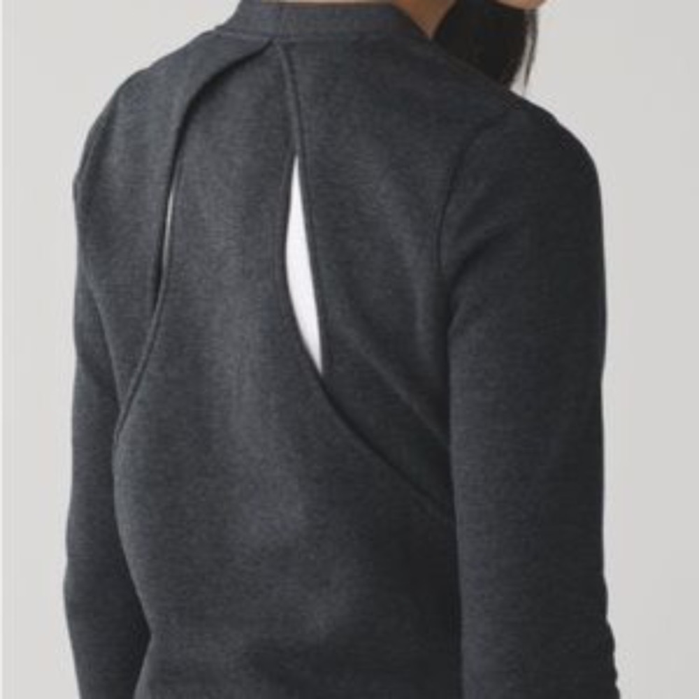 ⭐️ LULULEMON Sweatshirt Open Back⭐️